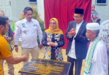 Wakil Bupati Kampar Resmikan Pesantren Abu Yazid di Desa Parit Baru
